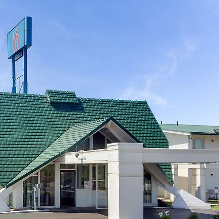 Motel 6-Geneva, Oh Zewnętrze zdjęcie